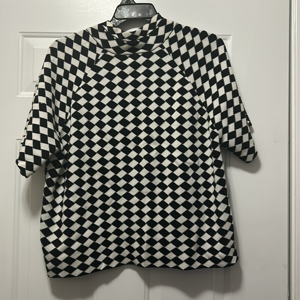 Dressbarn - Picture 3 of 3
